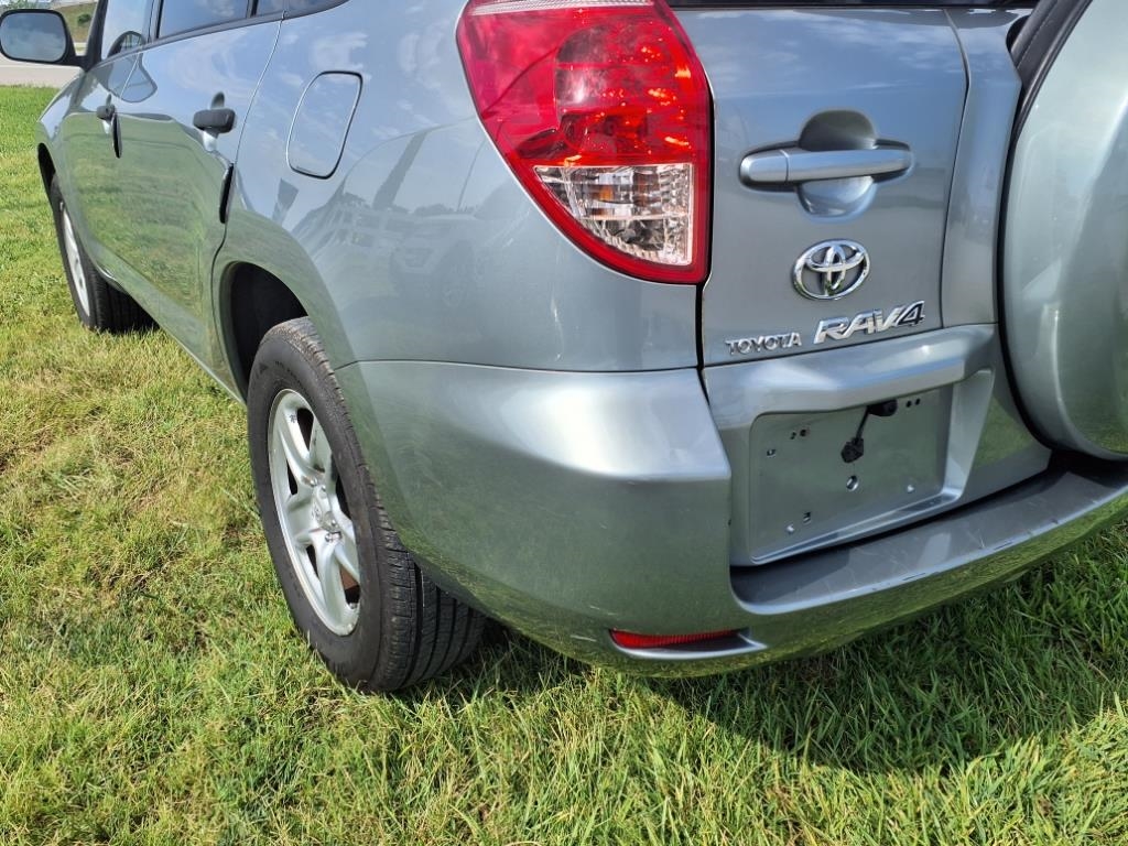 Toyota RAV4 4WD 4dr 4-cyl 4-Spd AT (Natl) 2008