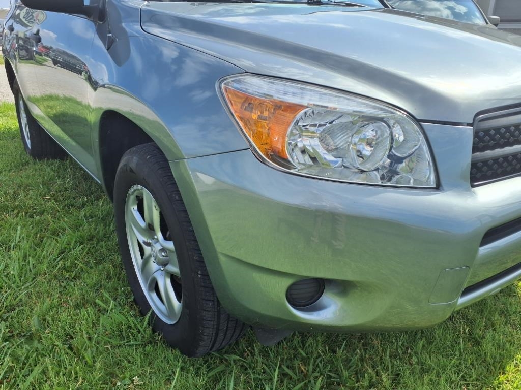 Toyota RAV4 4WD 4dr 4-cyl 4-Spd AT (Natl) 2008