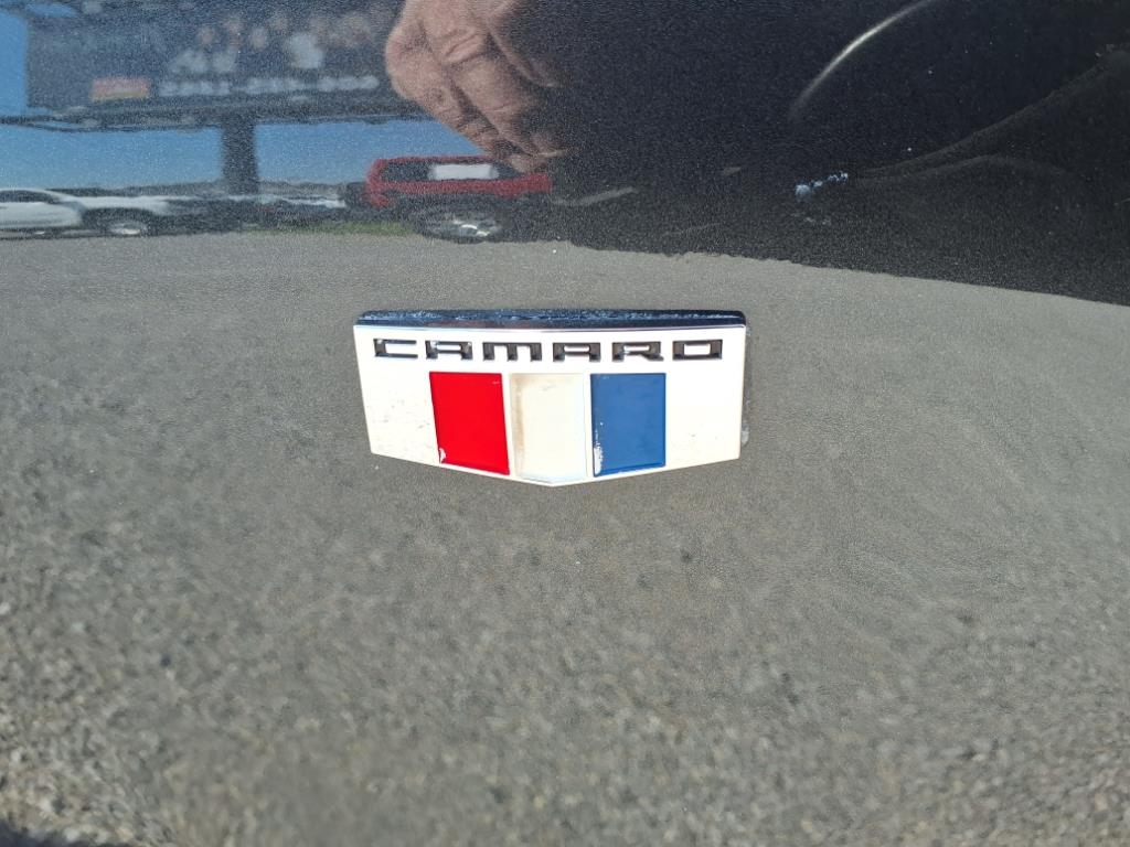 Chevrolet Camaro 2dr Cpe 1LT 2018