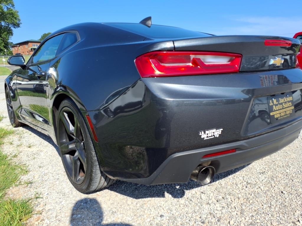 Chevrolet Camaro 2dr Cpe 1LT 2018