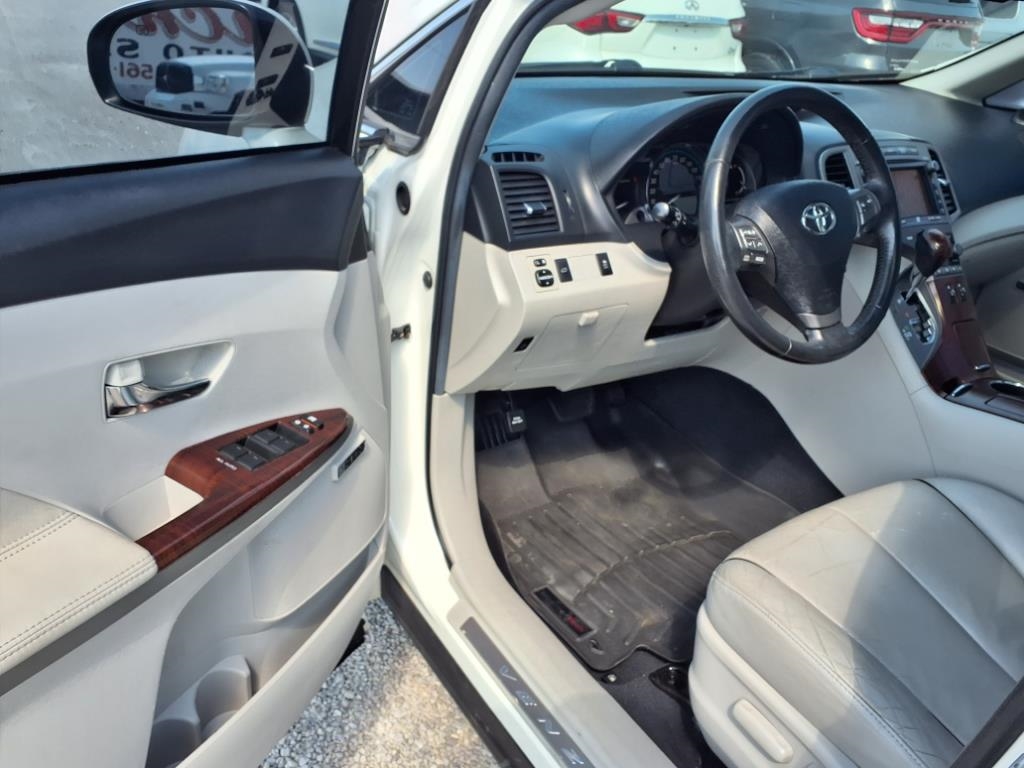 Toyota Venza 4dr Wgn V6 AWD Limited (Natl) 2012