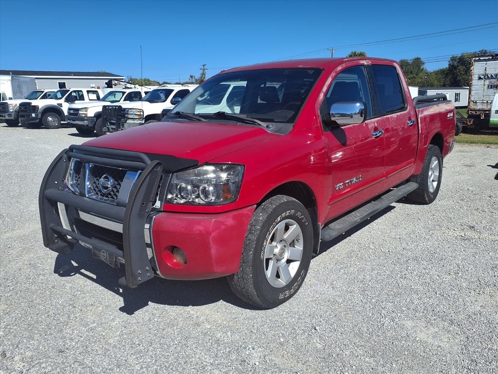 Nissan Titan LE Crew Cab 4WD 2005 Nissan Titan LE Crew Cab 4WD 2005