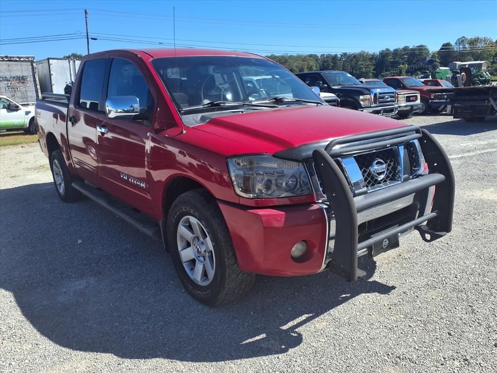 Nissan Titan LE Crew Cab 4WD 2005 Nissan Titan LE Crew Cab 4WD 2005