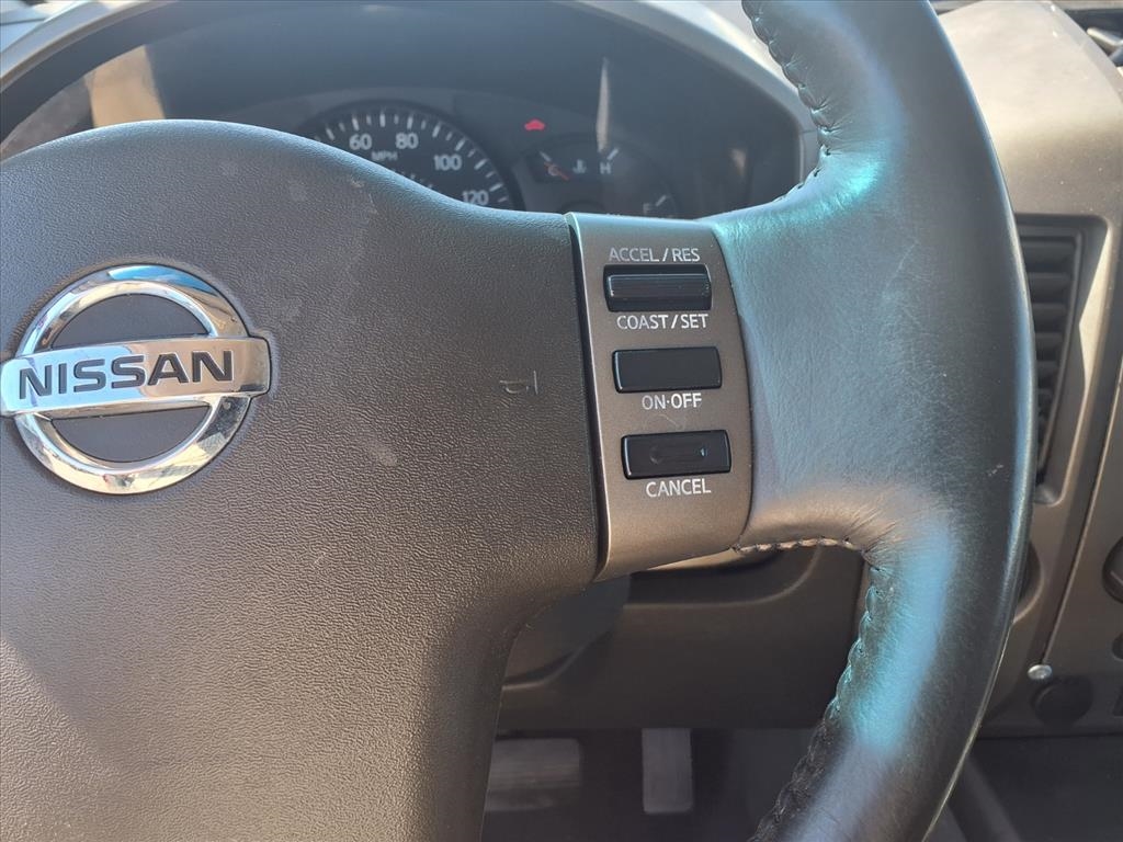 Nissan Titan LE Crew Cab 4WD 2005 Nissan Titan LE Crew Cab 4WD 2005