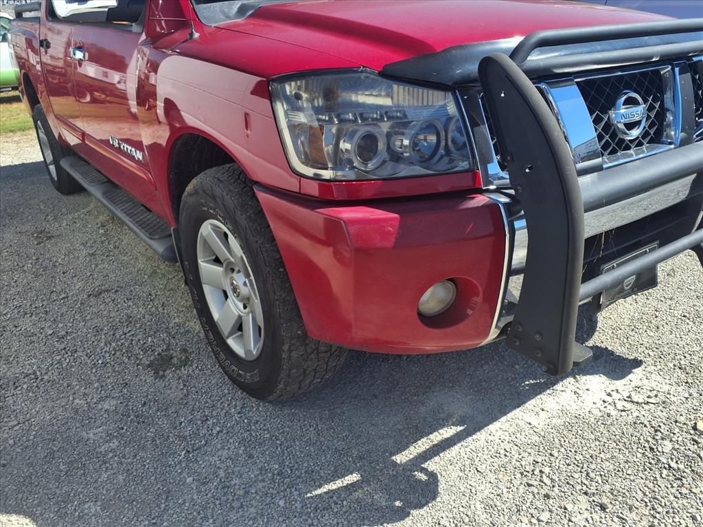 Nissan Titan LE Crew Cab 4WD 2005 Nissan Titan LE Crew Cab 4WD 2005