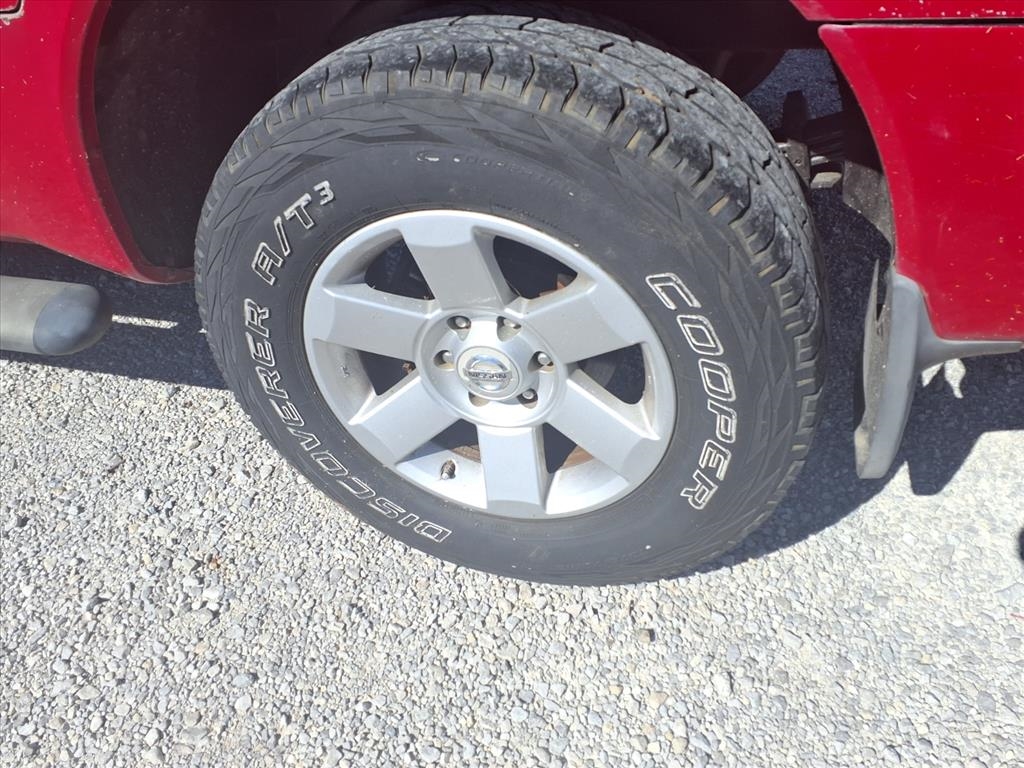 Nissan Titan LE Crew Cab 4WD 2005