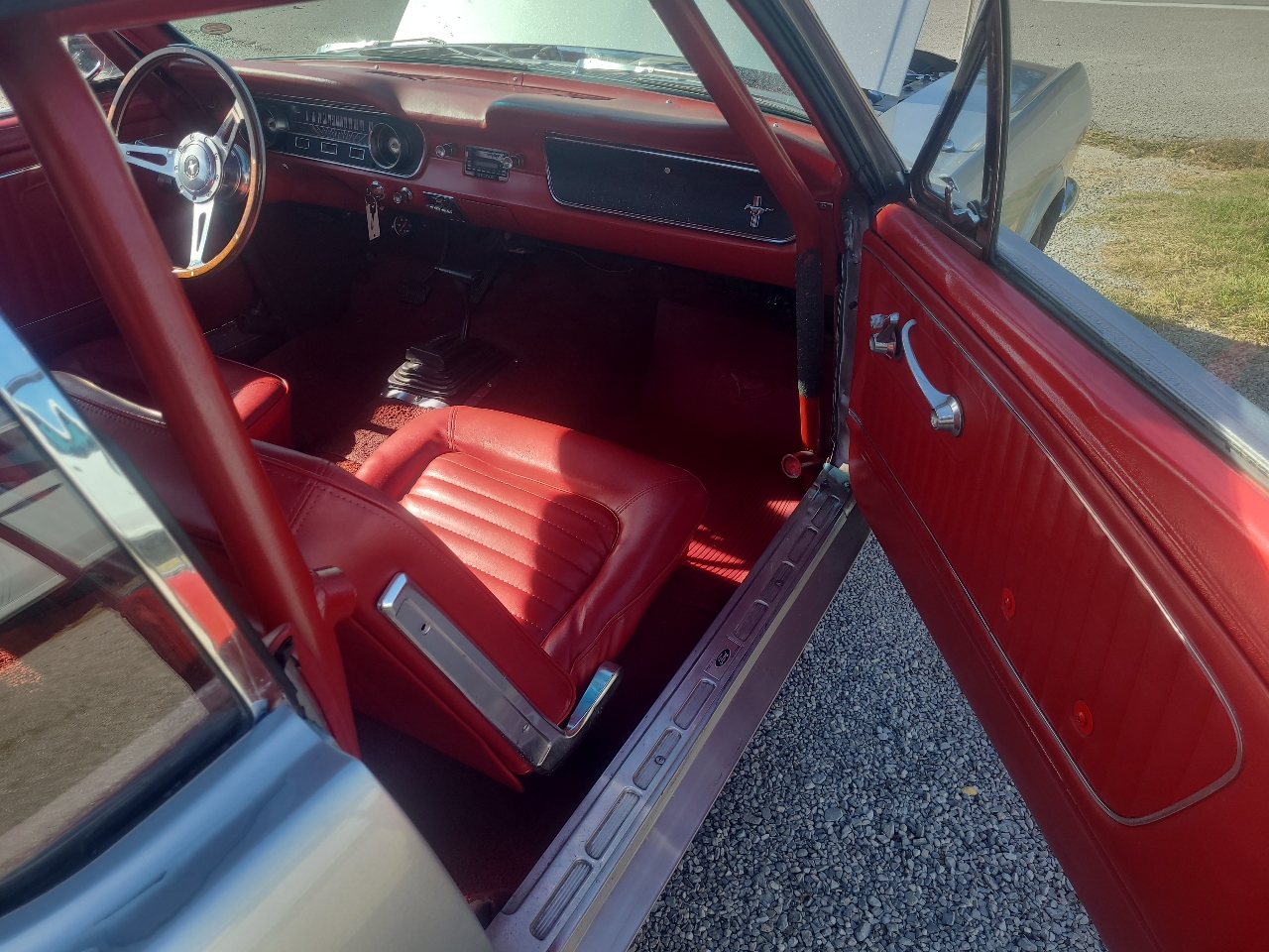 Ford Mustang 2-Door Sedan 1965 Ford Mustang 2-Door Sedan 1965