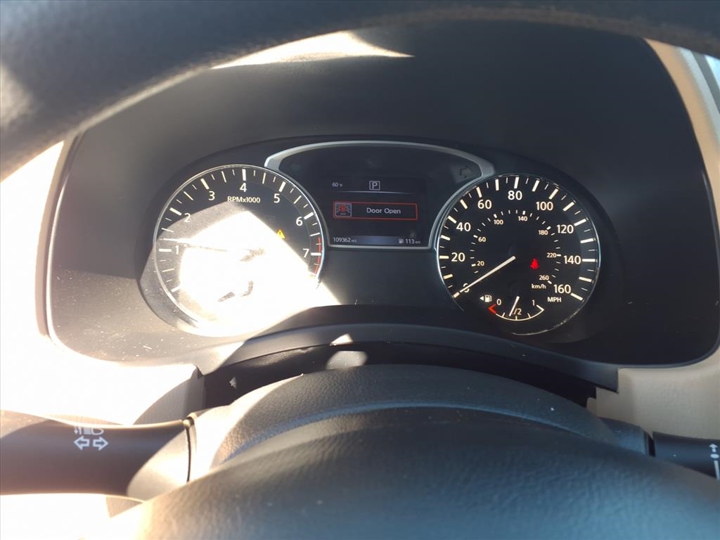 Nissan Pathfinder FWD S 2017