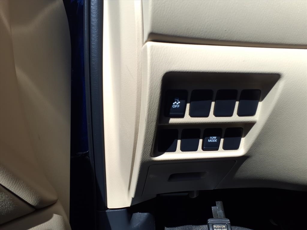 Nissan Pathfinder FWD S 2017