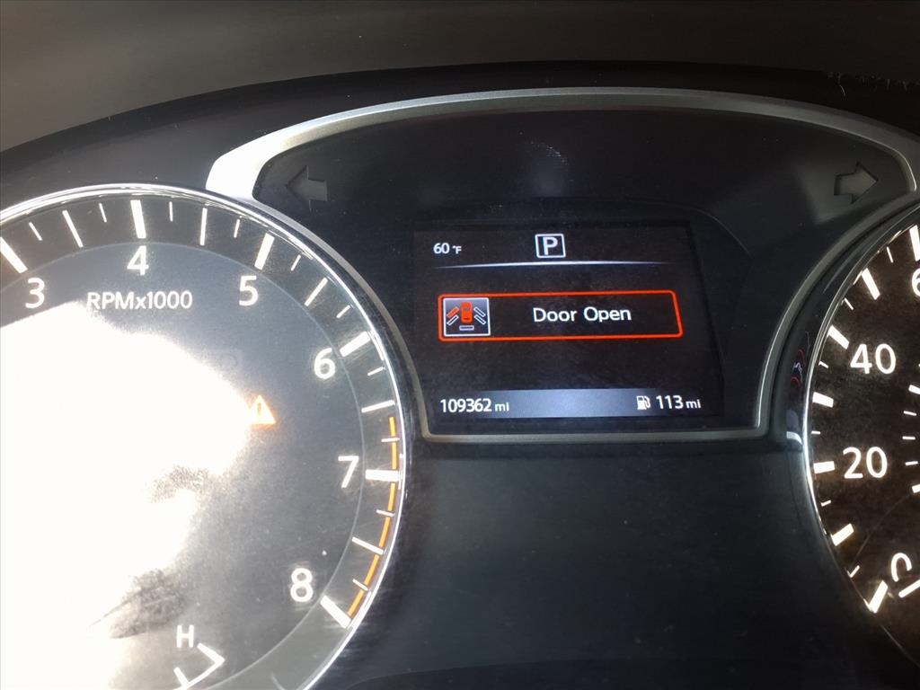 Nissan Pathfinder FWD S 2017