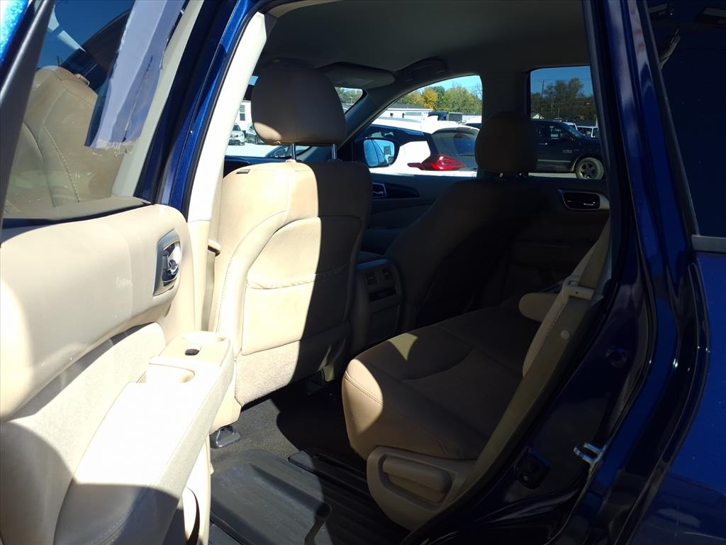 Nissan Pathfinder FWD S 2017