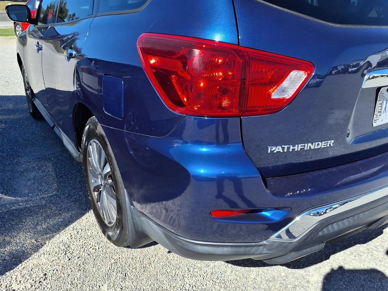 Nissan Pathfinder FWD S 2017