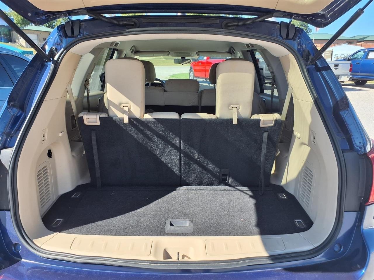 Nissan Pathfinder FWD S 2017