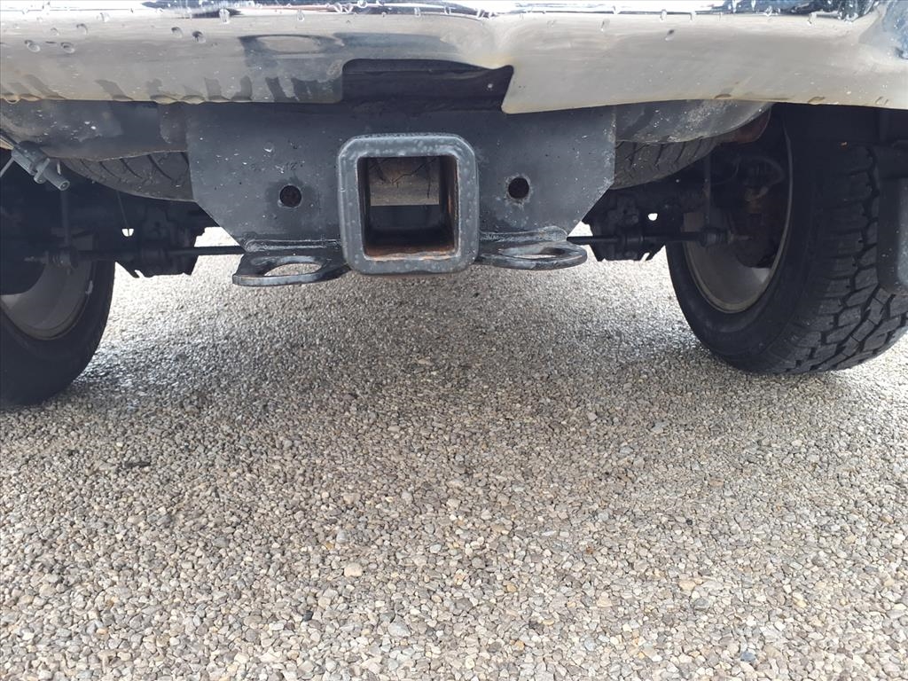 RAM 1500 4WD Quad Cab 140.5" Tradesman 2012