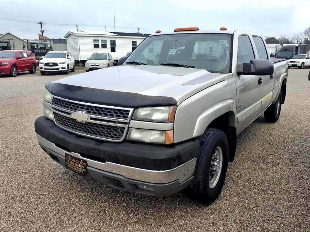 2005 Chevrolet Silverado 2500HD Crew Cab 153" WB 4WD LS