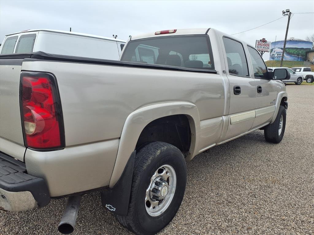 Chevrolet Silverado 2500HD Crew Cab 153" WB 4WD LS 2005