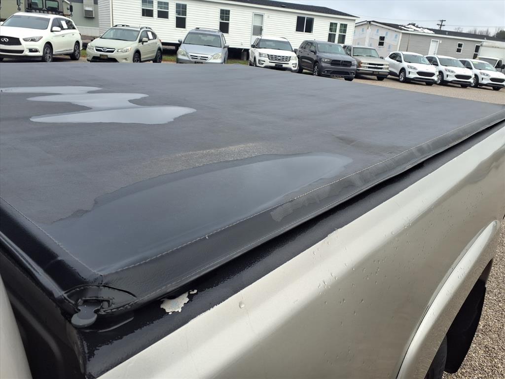 Chevrolet Silverado 2500HD Crew Cab 153" WB 4WD LS 2005