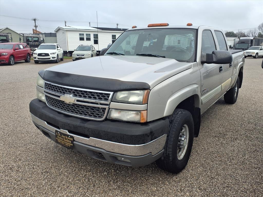 Chevrolet Silverado 2500HD Crew Cab 153" WB 4WD LS 2005