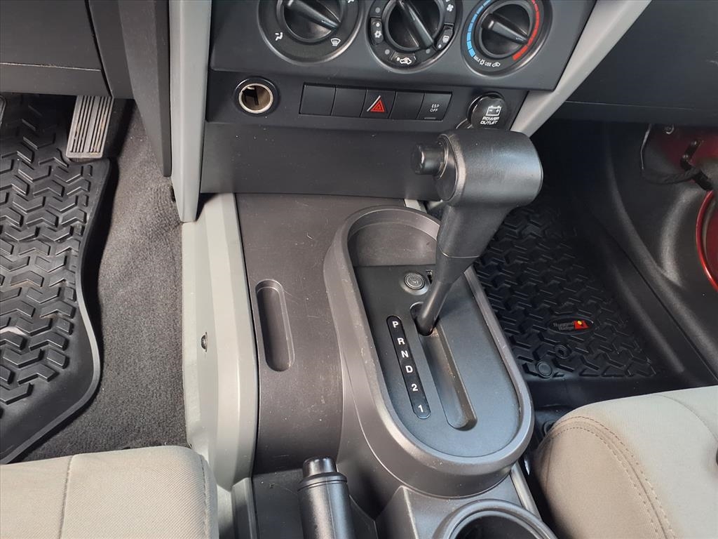 Jeep Wrangler RWD 4dr Unlimited X 2008