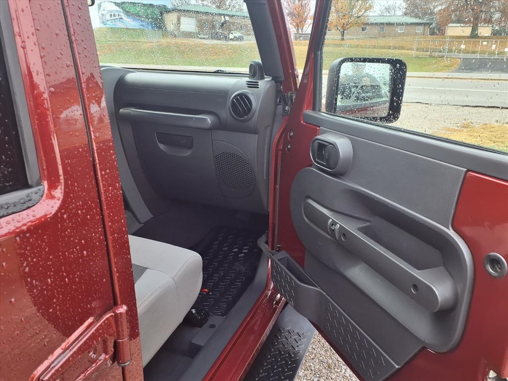 Jeep Wrangler RWD 4dr Unlimited X 2008