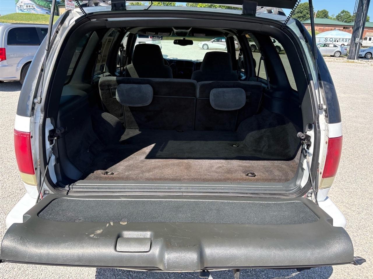 Chevrolet Blazer 4dr 4WD LS 2002