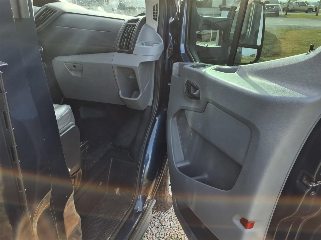 Ford Transit Cutaway T-350 DRW 138" WB 9950 GVWR 2018