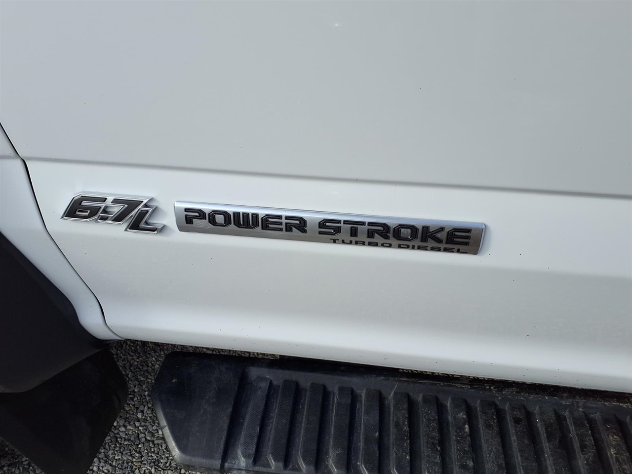 Ford Super Duty F-550 DRW XLT 4WD Reg Cab 145" WB 60" CA 2019