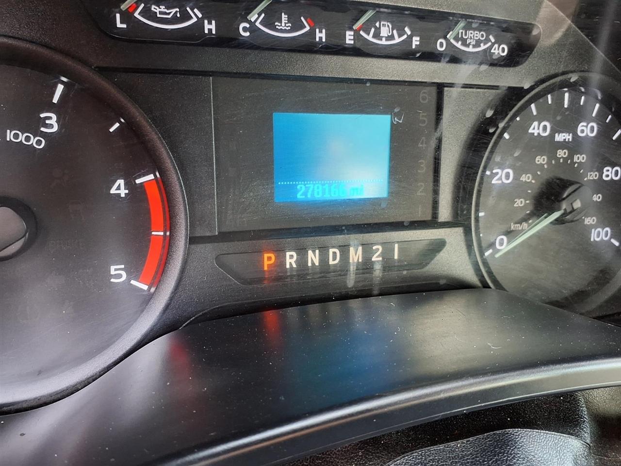 Ford Super Duty F-550 DRW XLT 4WD Reg Cab 145" WB 60" CA 2019