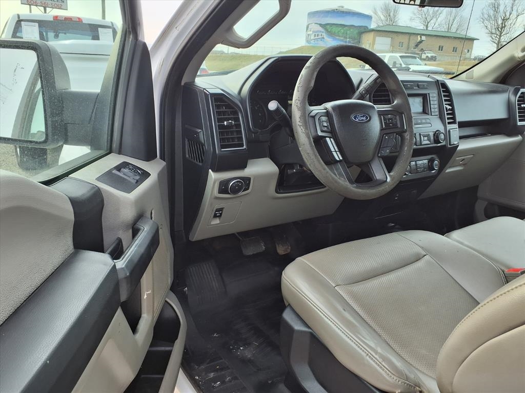 Ford F-150 XLT 2WD Reg Cab 8' Box 2019
