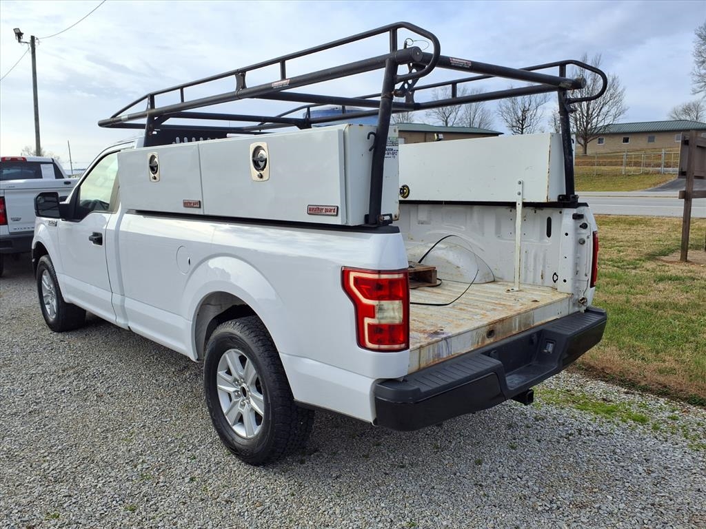 Ford F-150 XLT 2WD Reg Cab 8' Box 2019
