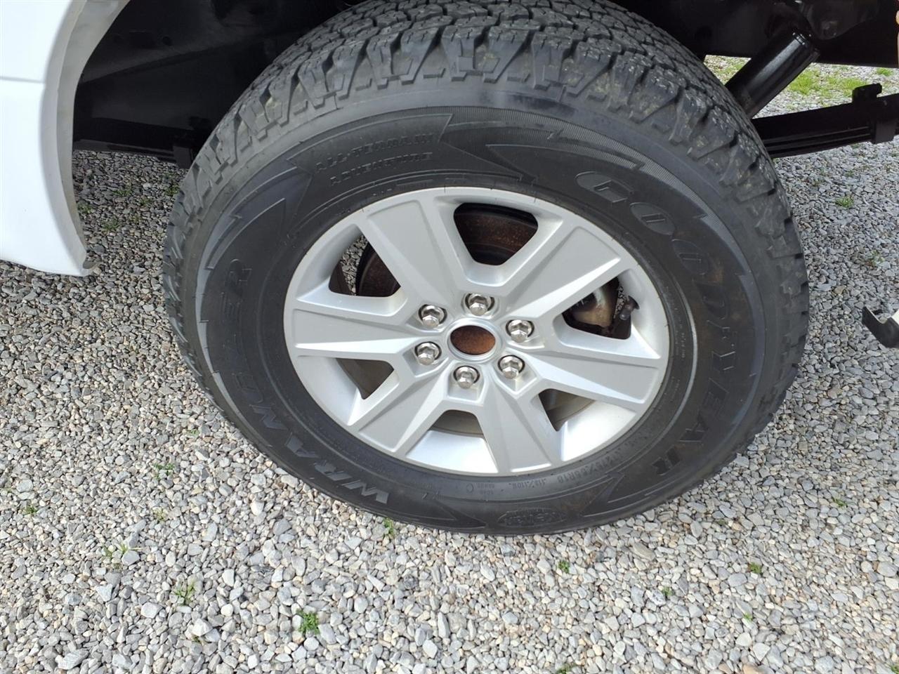 Ford F-150 XLT 2WD Reg Cab 8' Box 2019