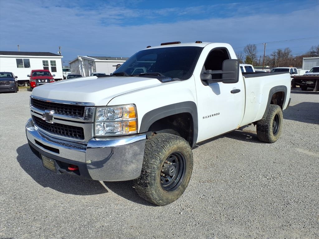 2010 Chevrolet Silverado 3500HD 4WD Reg Cab 133" SRW Work Truck