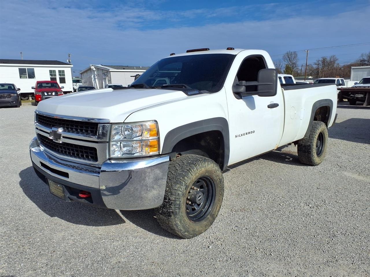 2010 Chevrolet Silverado 3500HD 4WD Reg Cab 133" SRW Work Truck