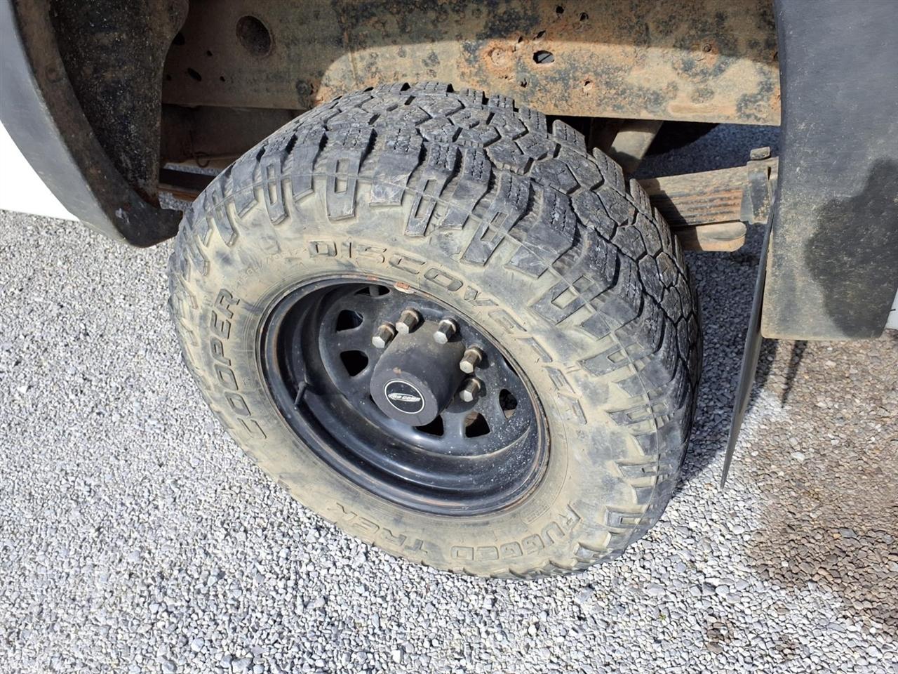 Chevrolet Silverado 3500HD 4WD Reg Cab 133" SRW Work Truck 2010