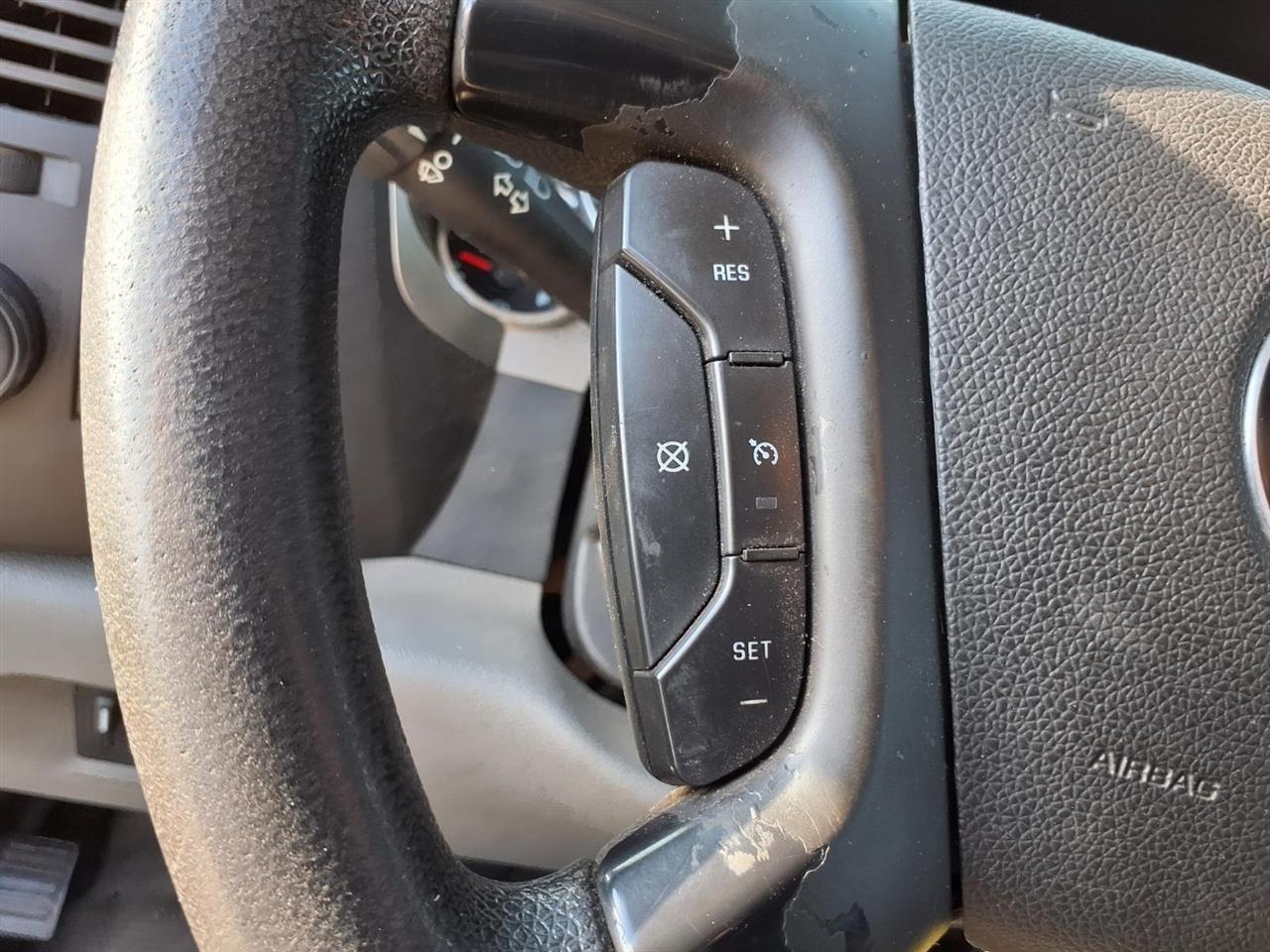 Chevrolet Silverado 3500HD 4WD Reg Cab 133" SRW Work Truck 2010