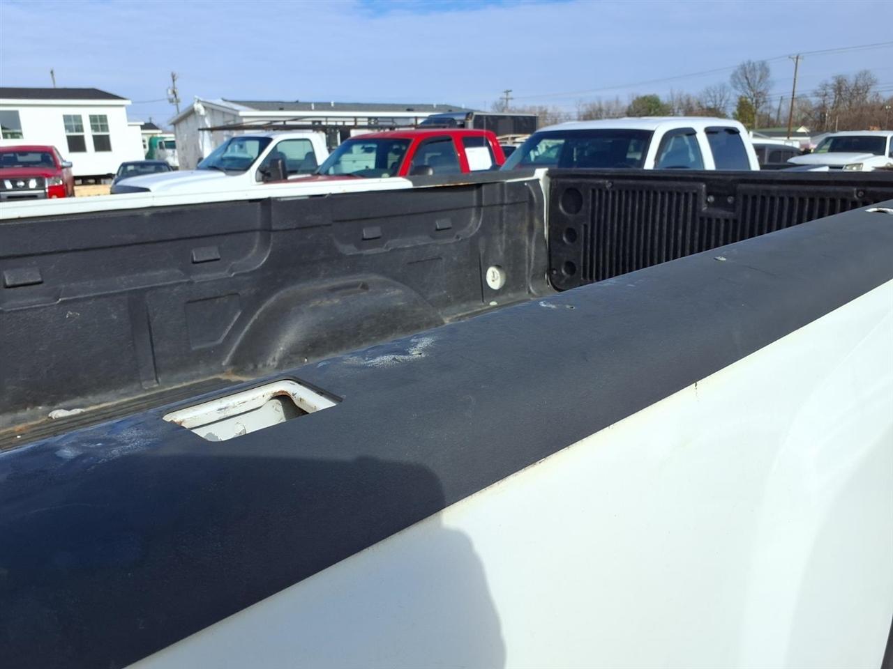 Chevrolet Silverado 3500HD 4WD Reg Cab 133" SRW Work Truck 2010