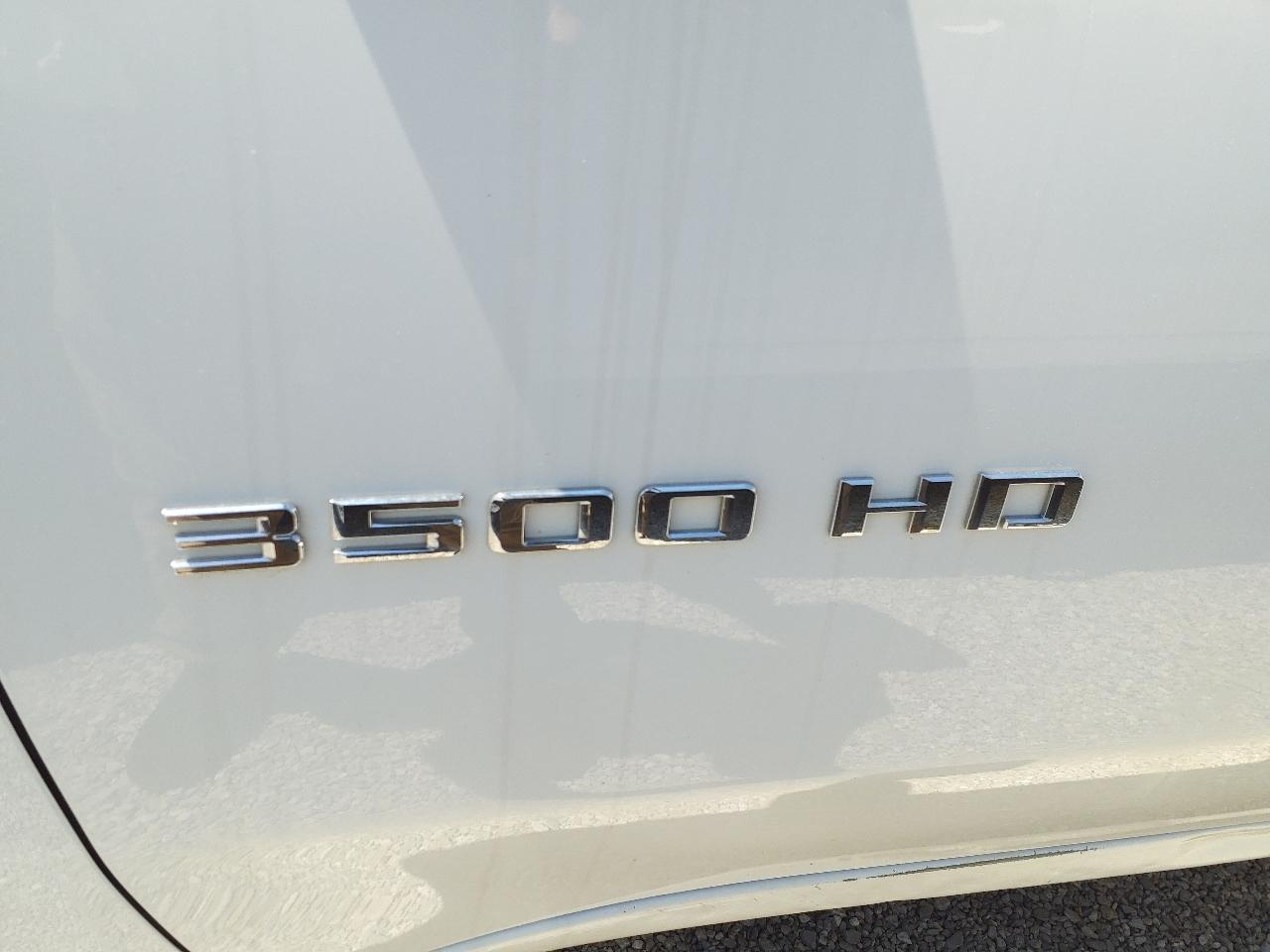 Chevrolet Silverado 3500HD 4WD Crew Cab 172" Work Truck 2020