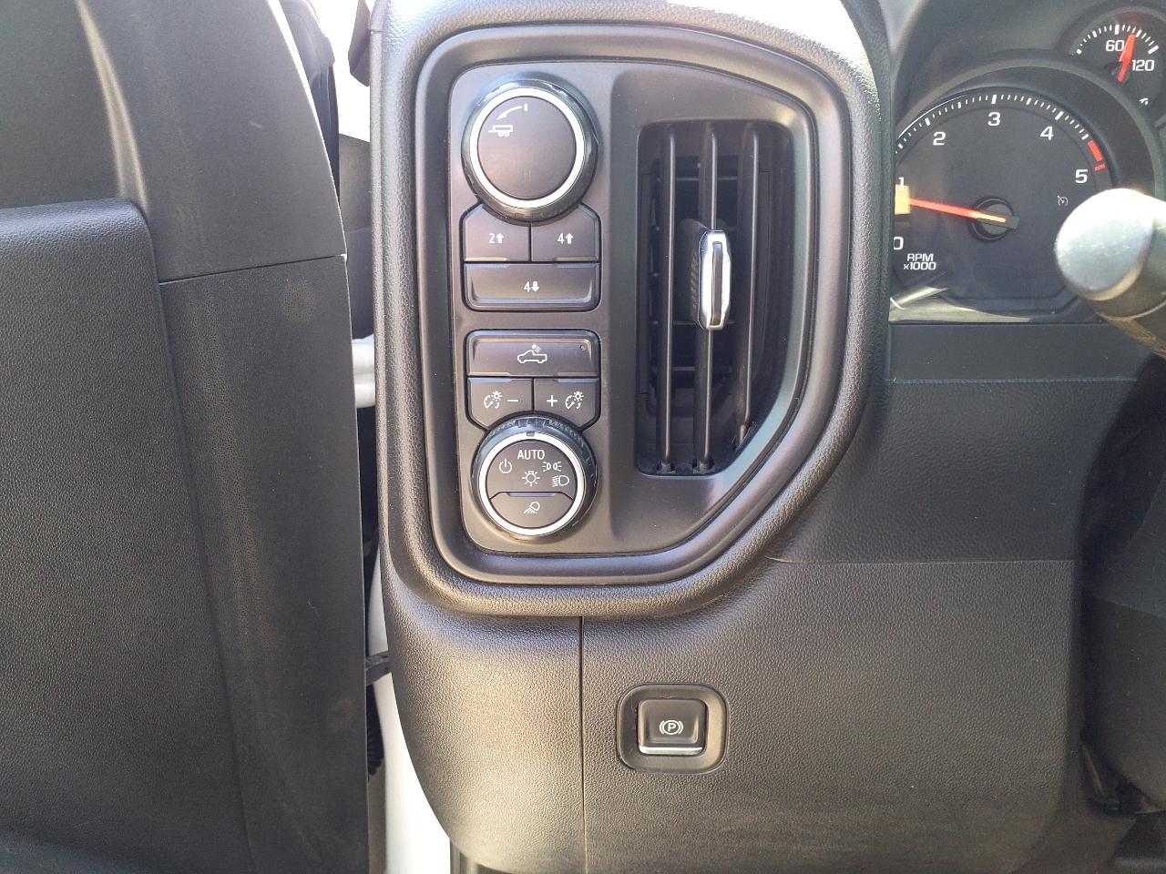 Chevrolet Silverado 3500HD 4WD Crew Cab 172" Work Truck 2020