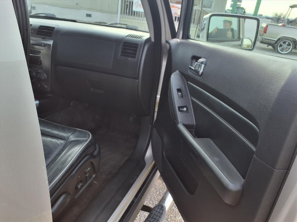 HUMMER H3 4WD 4dr SUV Luxury 2008