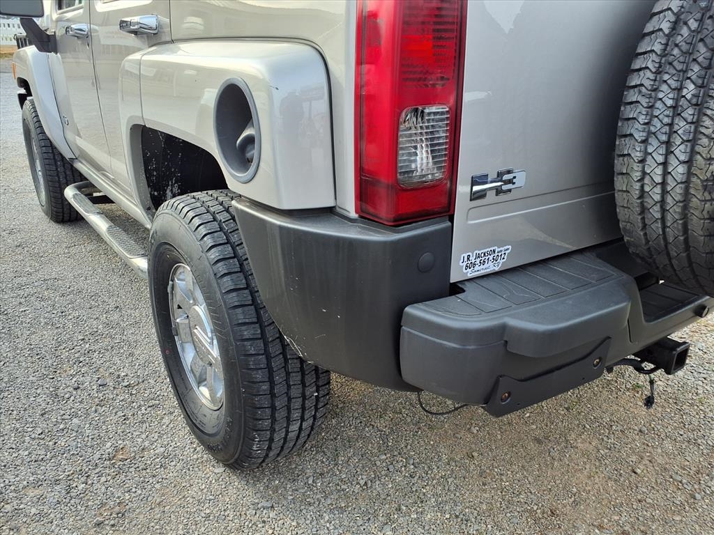 HUMMER H3 4WD 4dr SUV Luxury 2008