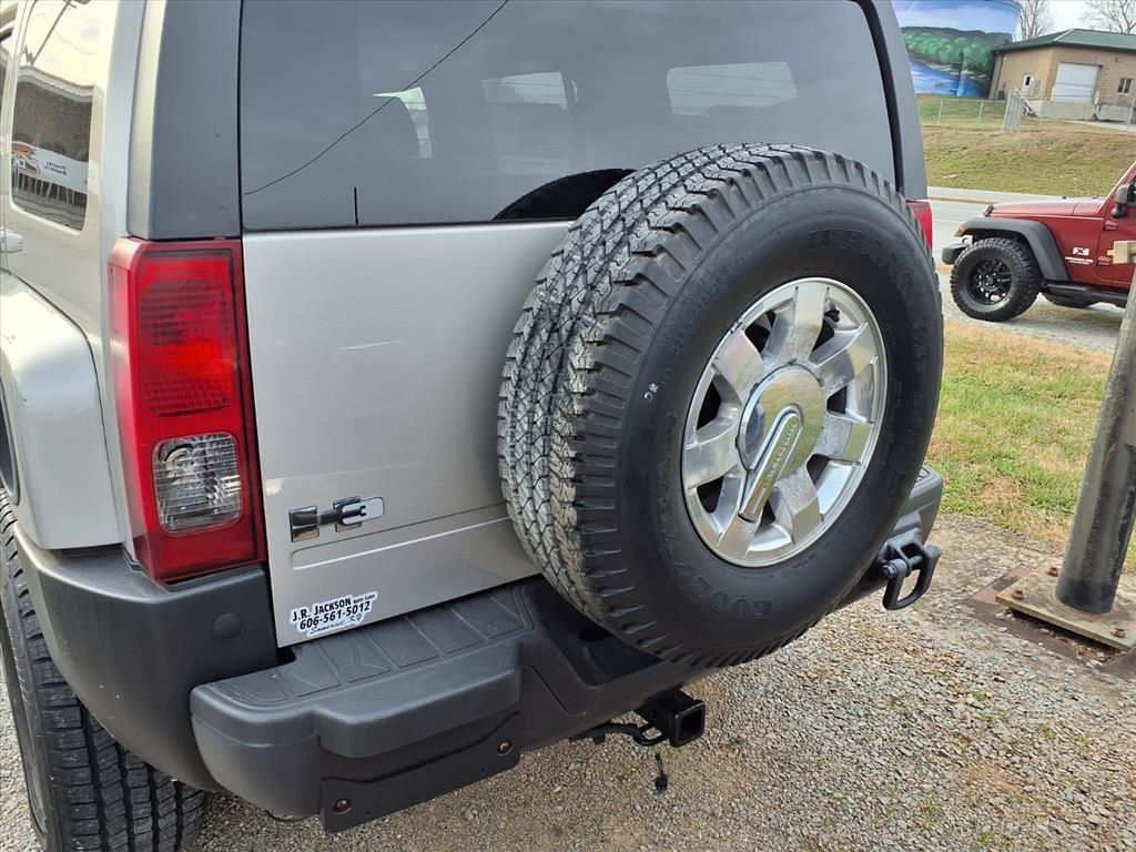 HUMMER H3 4WD 4dr SUV Luxury 2008
