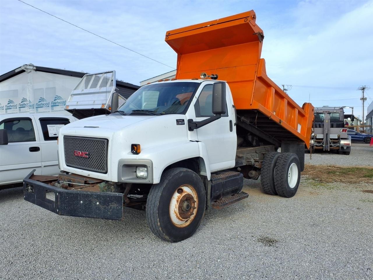 2006 GMC TC7500 Regular Cab