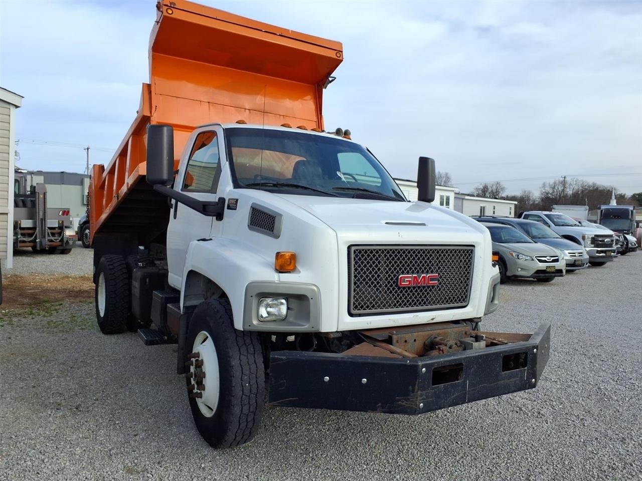 GMC TC7500 Regular Cab 2006