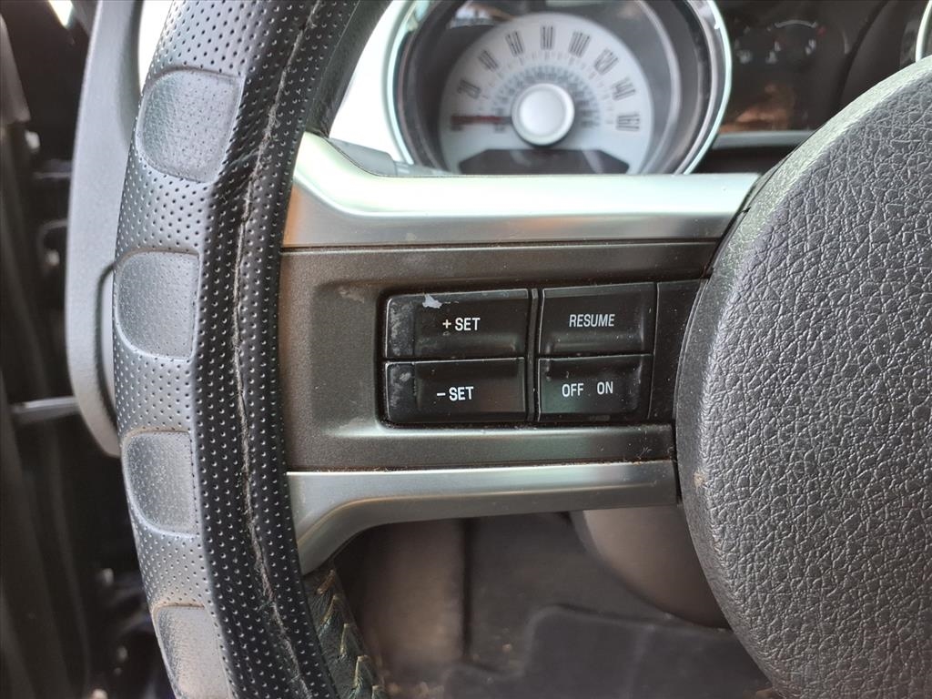 Ford Mustang 2dr Cpe V6 2012