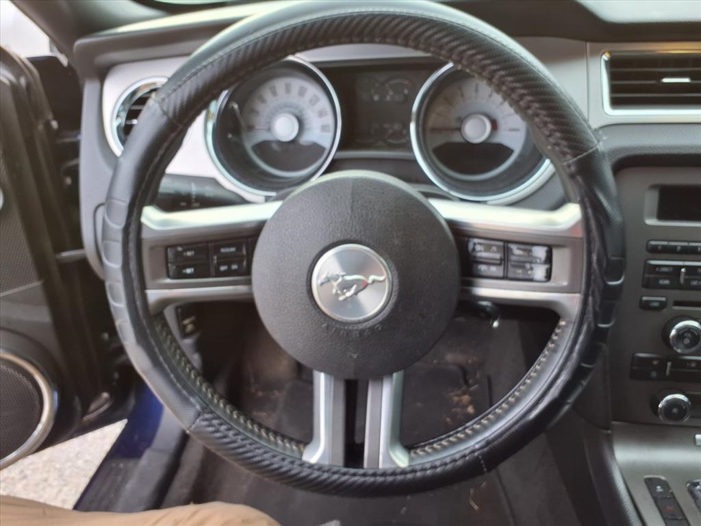 Ford Mustang 2dr Cpe V6 2012