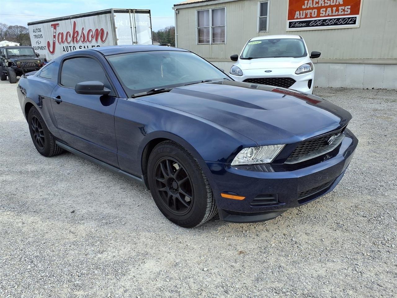 2012 Ford Mustang 2dr Cpe V6 Premium
