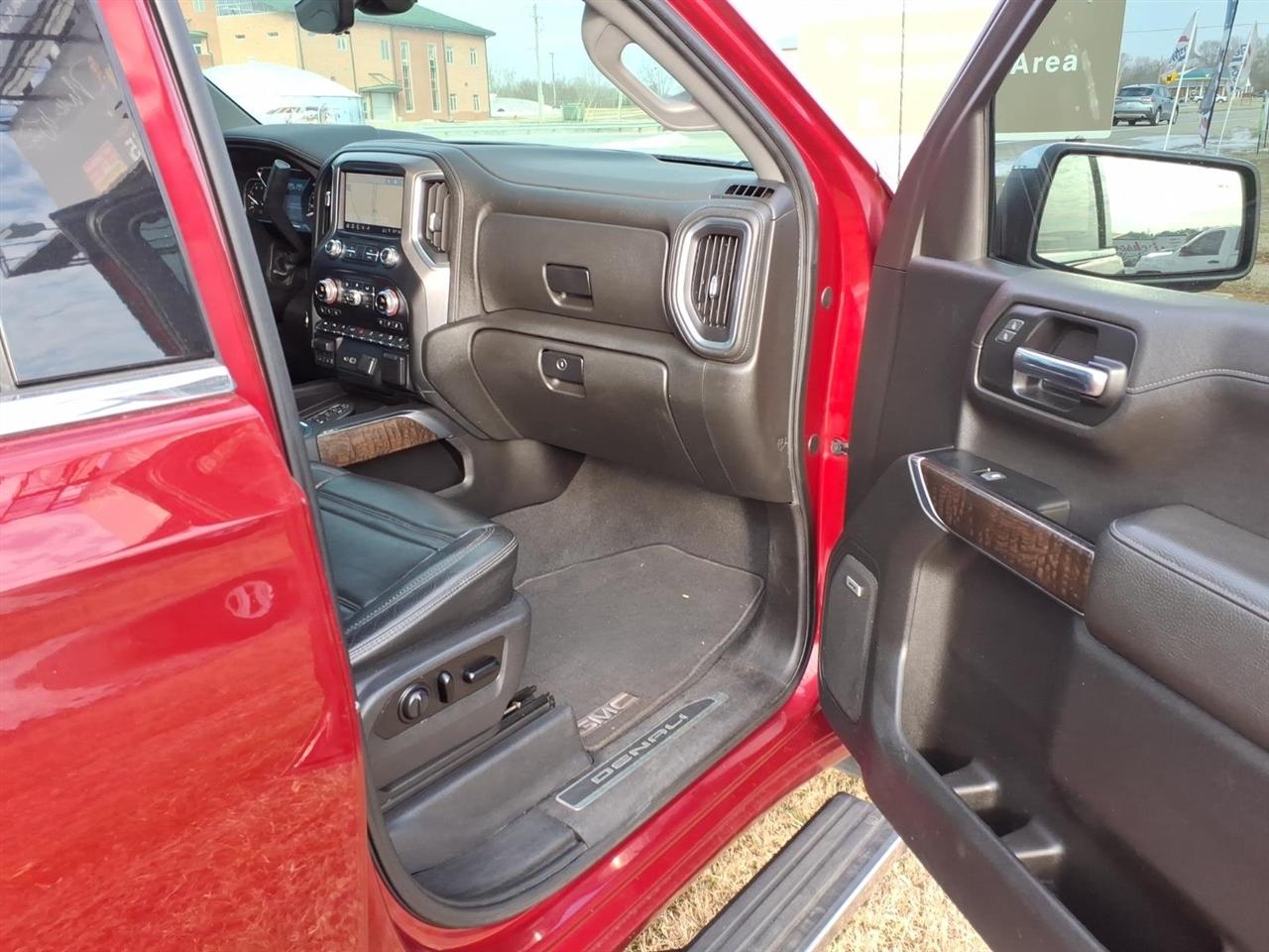 GMC Sierra 1500 4WD Crew Cab 157" Denali 2019