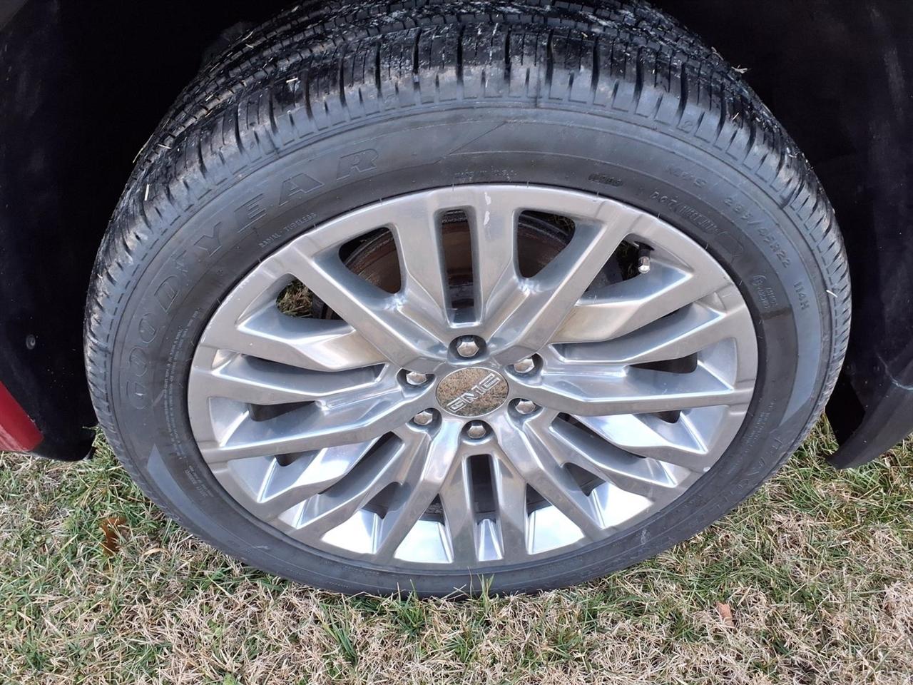 GMC Sierra 1500 4WD Crew Cab 157" Denali 2019