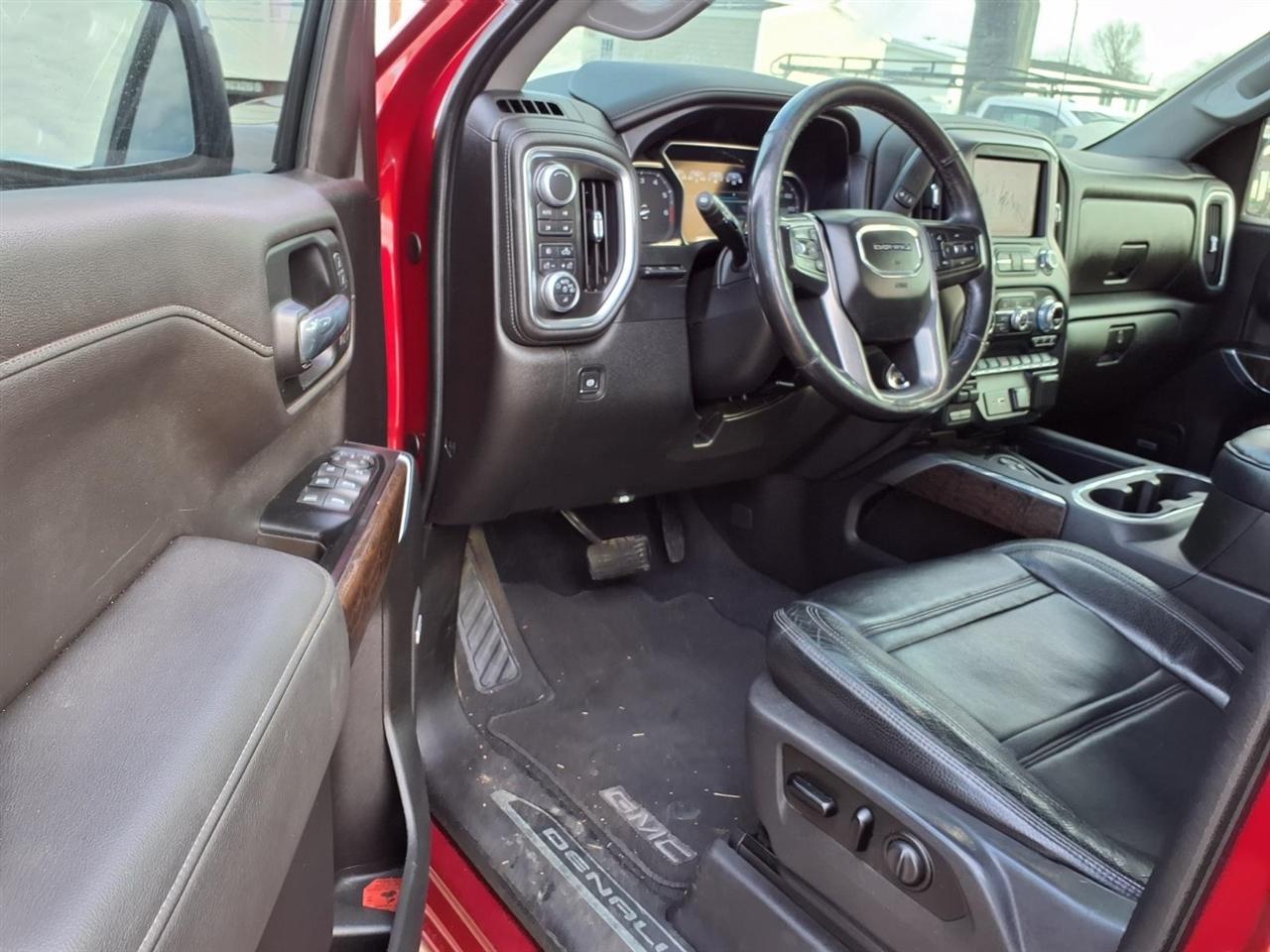 GMC Sierra 1500 4WD Crew Cab 157" Denali 2019