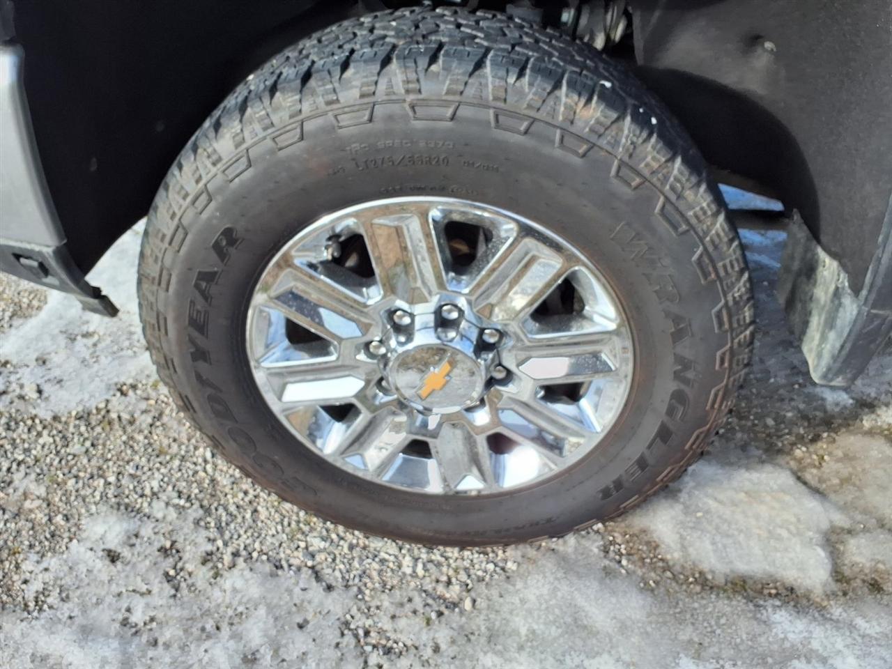 Chevrolet Silverado 2500HD 4WD Crew Cab 159" High Country 2024